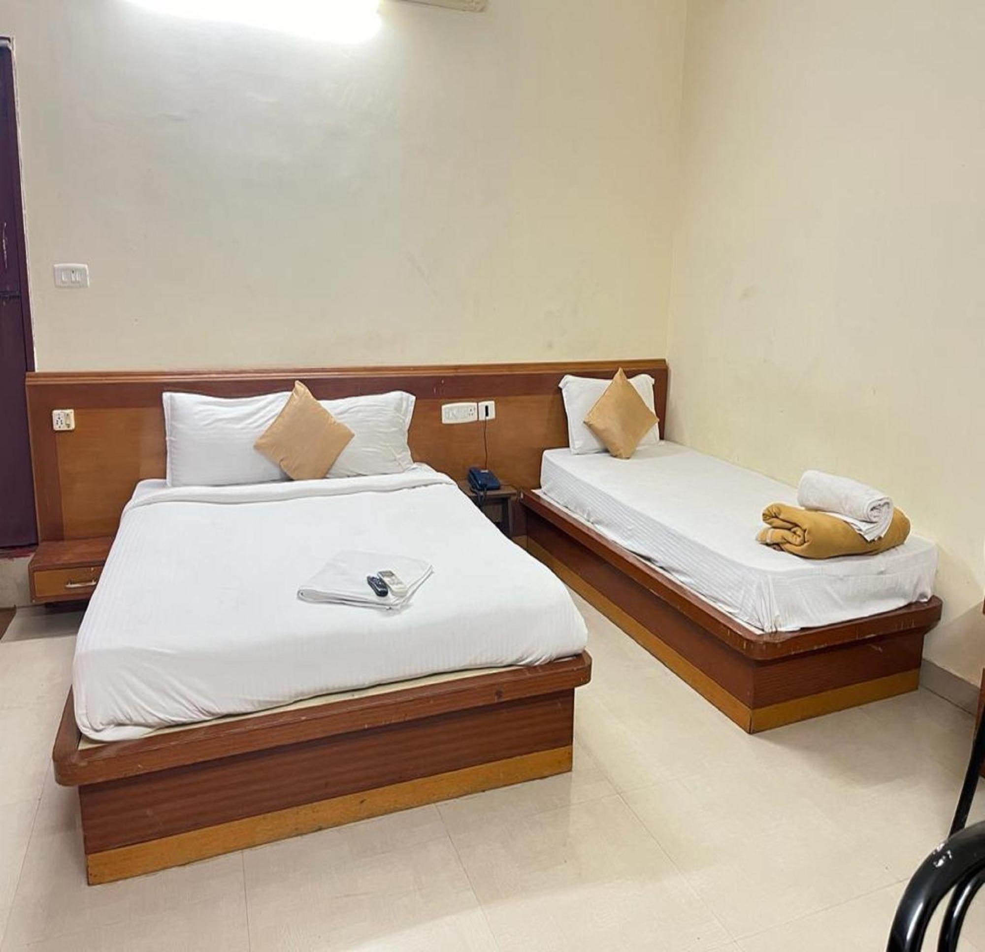 Citi Business Hotel Pondicherry Bagian luar foto